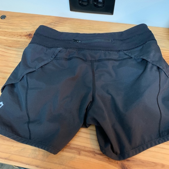 Ivivva by Lululemon Relay Racer shorts - Picture 3 of 4